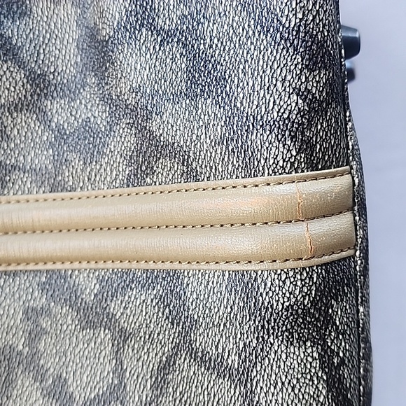 YSL Giraffe Print Travel Bag Vintage - Picture 14 of 14